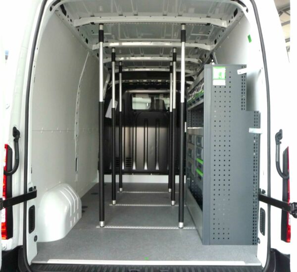 Kombination Fahrzeugeinrichtung Kombination Fahrzeugeinrichtung