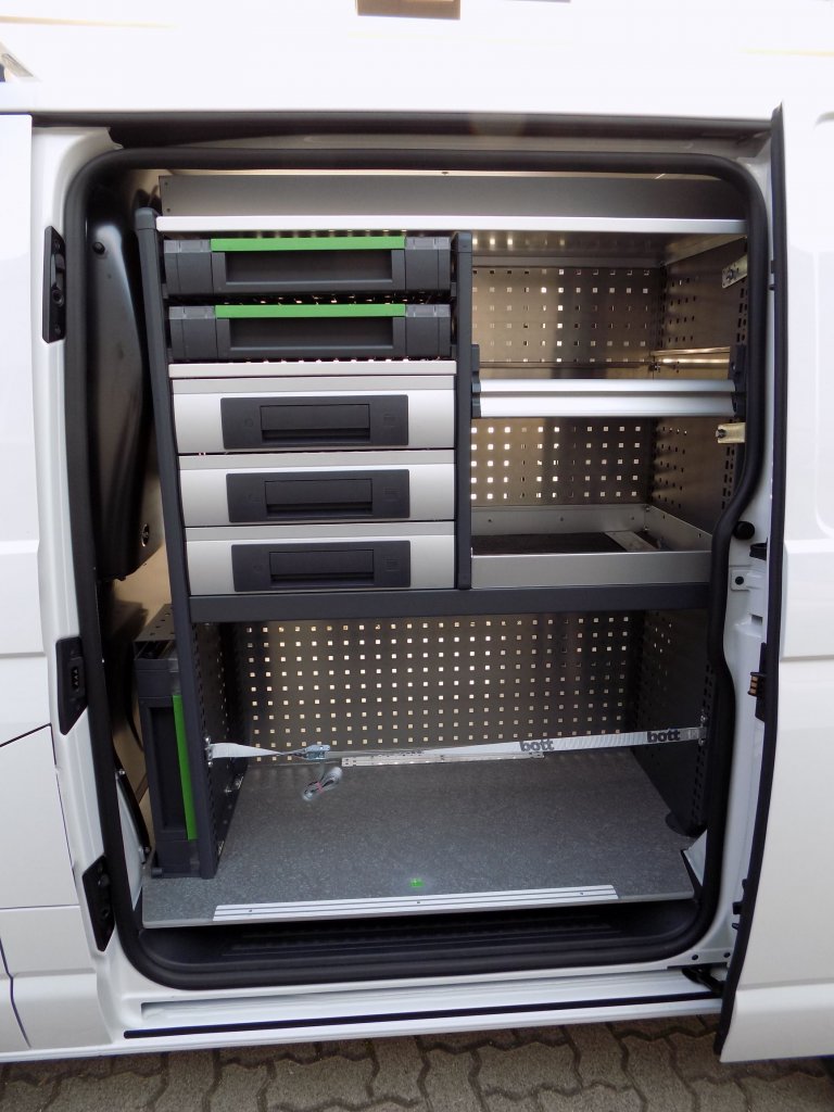 VWT6Schiebetuerlinks VWT6Schiebetuerlinks